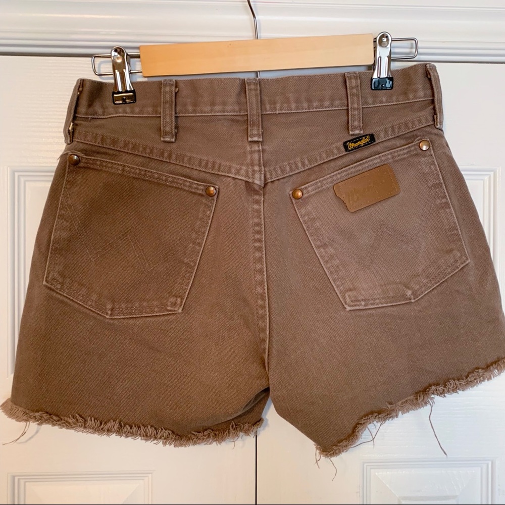 Vintage Wrangler Jean Cut-Off in Black Whisky